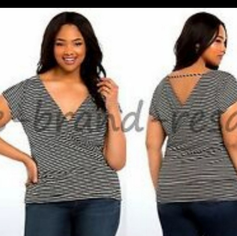 5x Torrid wrap shirt